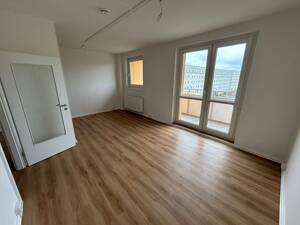 Moderne 3-Zimmer-Wohnung mit großem Balkon in ruhiger Lage! – 39116 Magdeburg – Vorschaubild 1