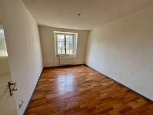 SOMMERAKTION* LEERE VIER ZIMMER WOHNUNG IM DACHGESCHOSS OHNE BALKON! – An der Steinkaul 18, 47259 Duisburg-Süd – Vorschaubild 4