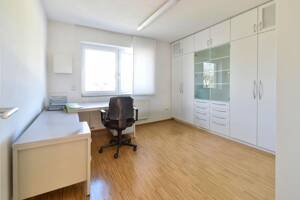 Genialer Mix in Bredeney! Saniertes, freistehendes Multitalent mit Garage & Stellplätzen – 45133 Essen – Vorschaubild 9