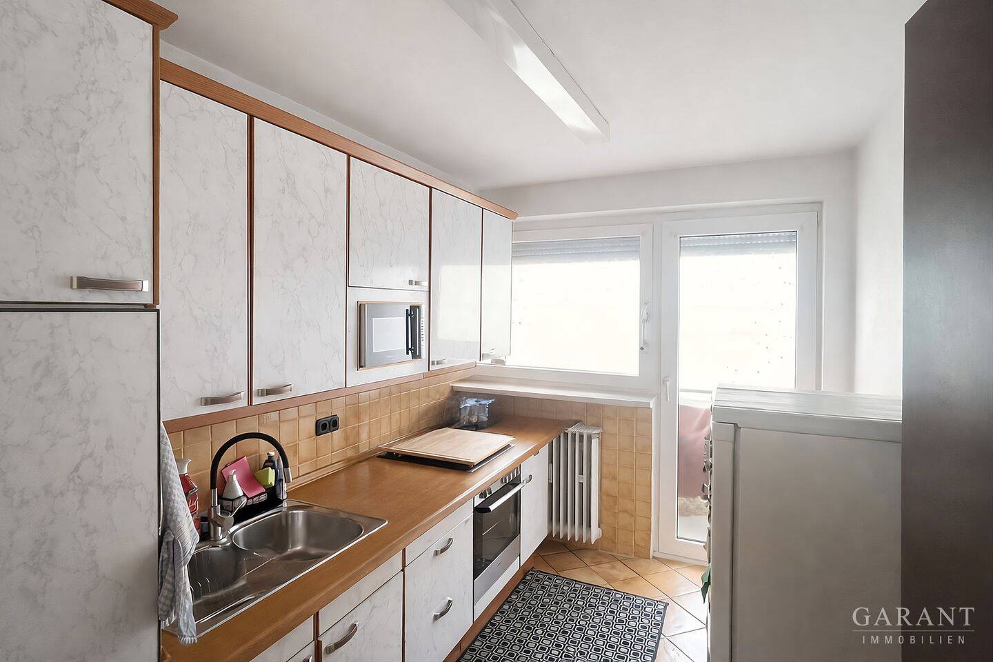 Wohnen mit Licht und Raum: 3 Zimmer-Wohnung mit zwei Loggien in Neuhausen – München – Vorschaubild 4