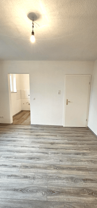 Renovierte 3-Zimmer-EG-Wohnung mit Tageslichtbad! – Essen – Vorschaubild 4