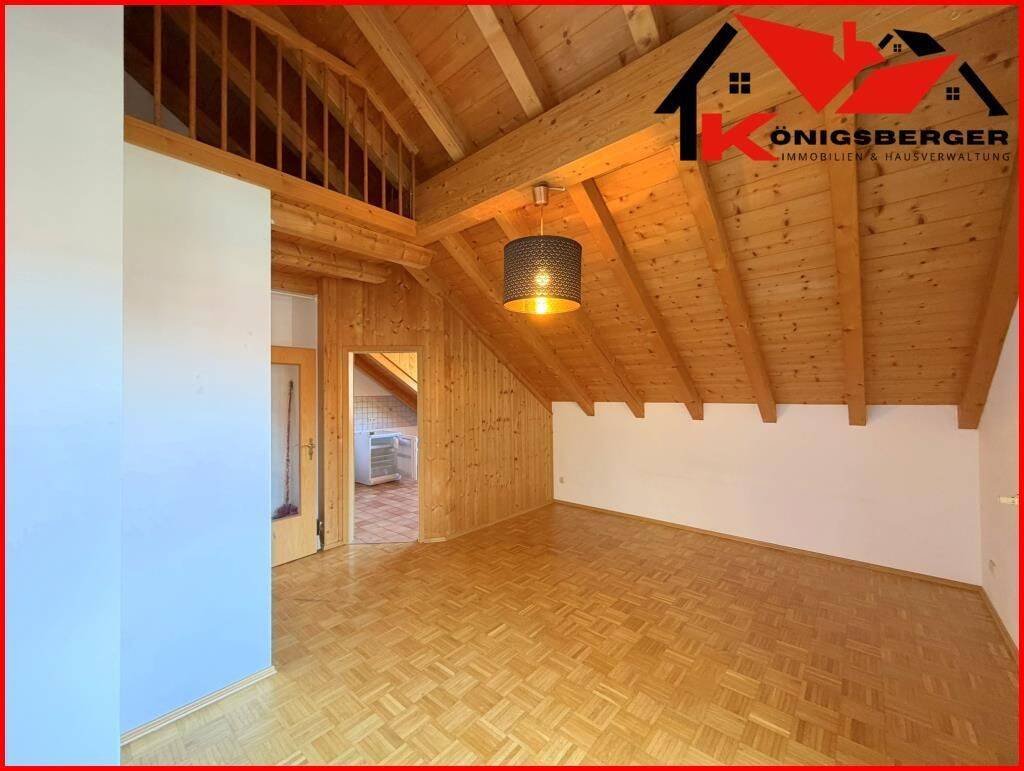 Reizende Dachgeschoss-Wohnung