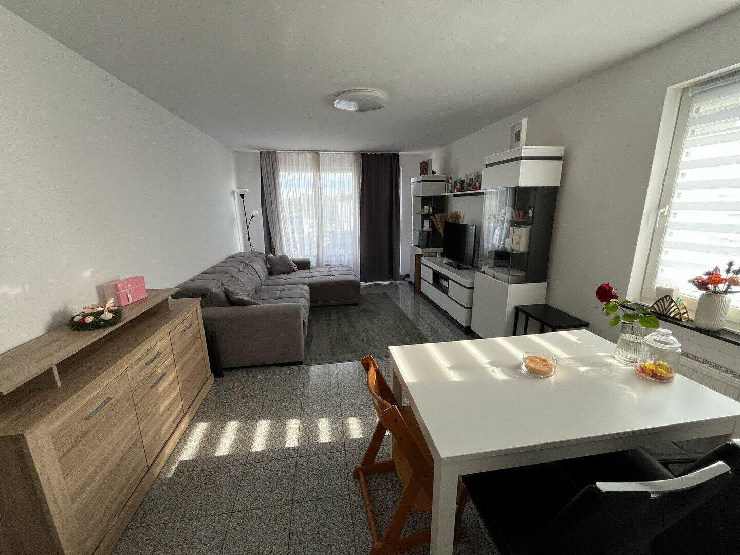 hochwertige 3-Raum Wohnung mit Süd-Balkon