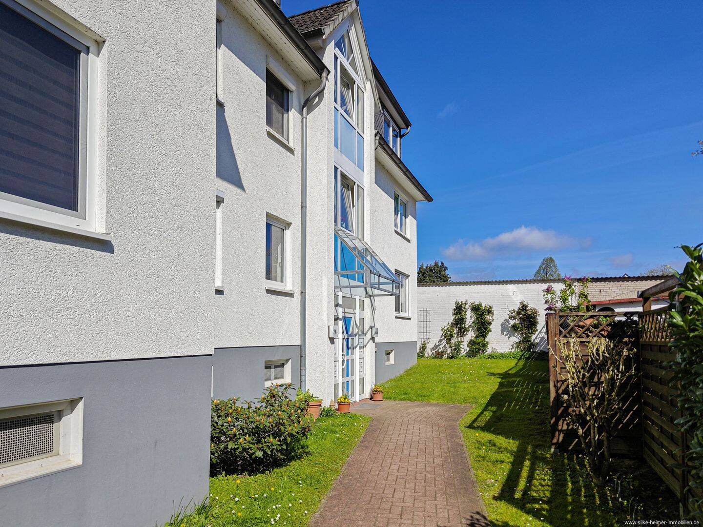!! Altengerechtes Wohnen in Best-Lage von Burg-Grambke mit Terrasse und Tiefgarage !! – Bremen – Vorschaubild 3