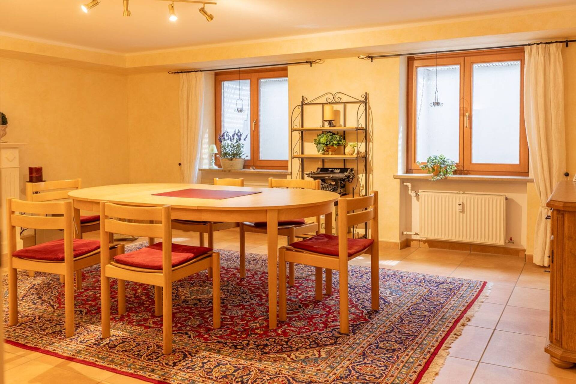 Haus in 82041 Oberhaching mit 434 m² kaufen