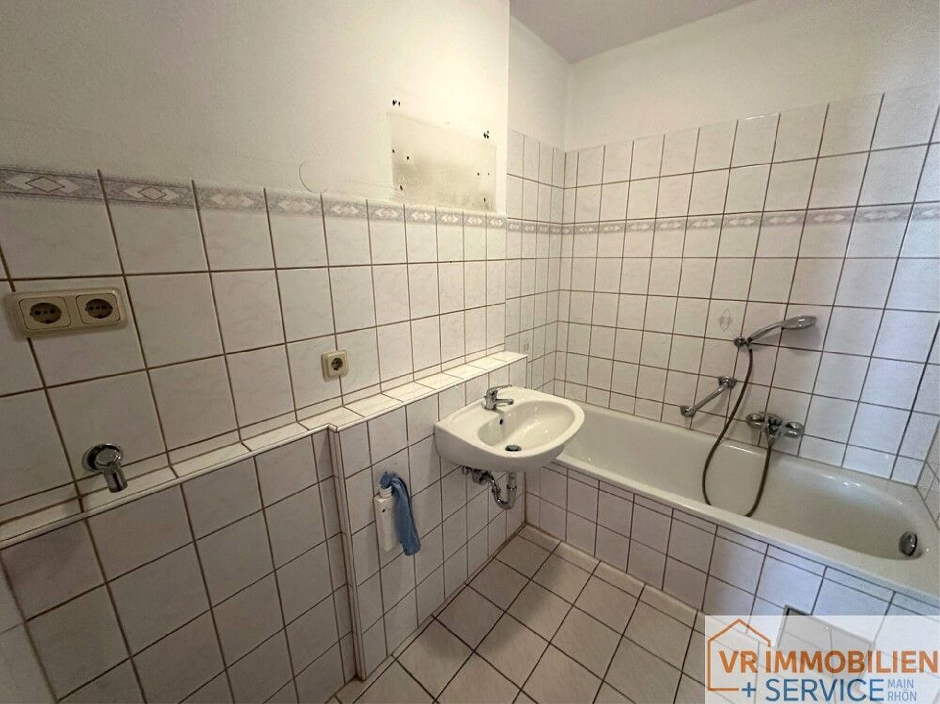 Dachgeschosswohnung in 98617 Meiningen mit 69,97 m² kaufen