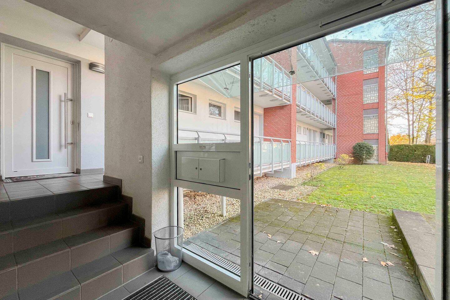ETW für KAPITALANLEGER: Dauerhaft vermietet, 1-Zimmer mit Loggia – Erkrath – Vorschaubild 2