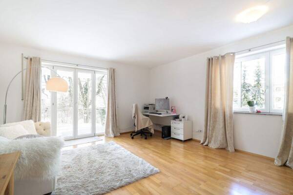 Erdgeschosswohnung in 81243 München mit 68,13 m² kaufen