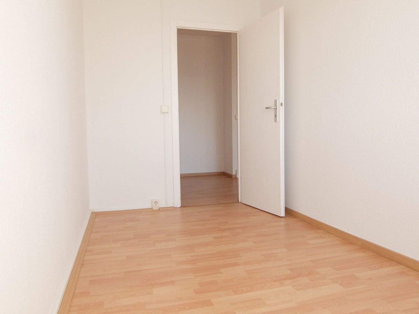Einziehen im Frühling: Mietfrei starten oder Gutschein sichern – Chemnitz – Vorschaubild 7