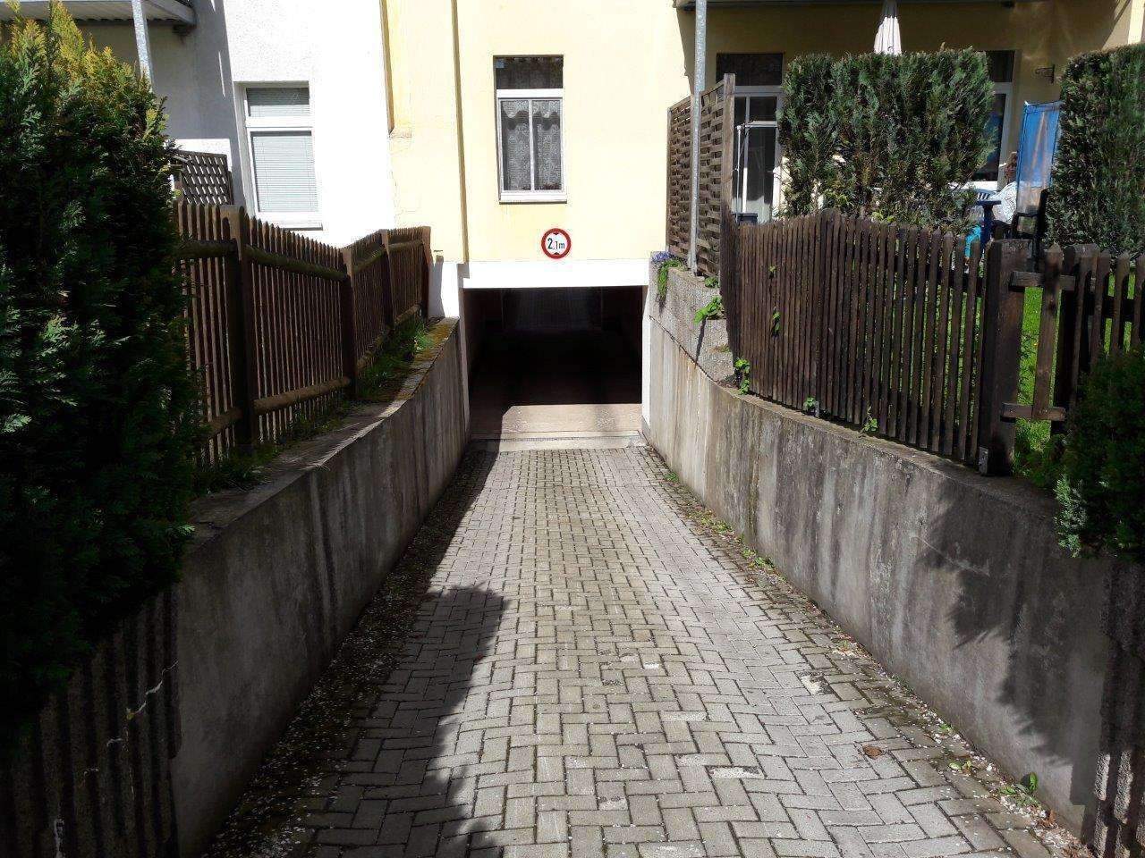 **Wohnung für Kapitalanleger... vermietet, ruhige Lage mit Stellplatz und Balkon** – Chemnitz – Vorschaubild 5
