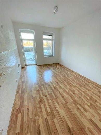 Gemütliche helle 2-Raum Wohnung, mit Wohnküche, Fußbodenheizung und Balkon. – Magdeburg – Vorschaubild 6