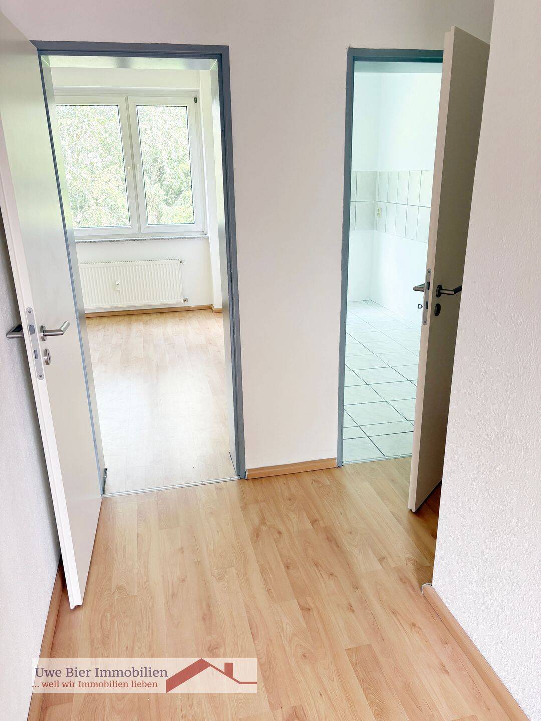 Eigentumswohnung in Monheim am Rhein – 2-Zimmer-Wohnung in zentraler, ruhiger Lage in Rheinnähe – Monheim am Rhein – Vorschaubild 3