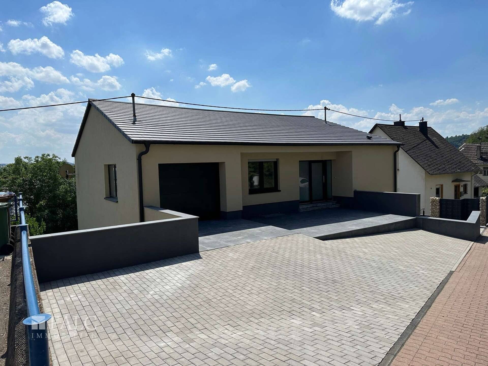 Haus in 56567 Neuwied mit 312 m² kaufen