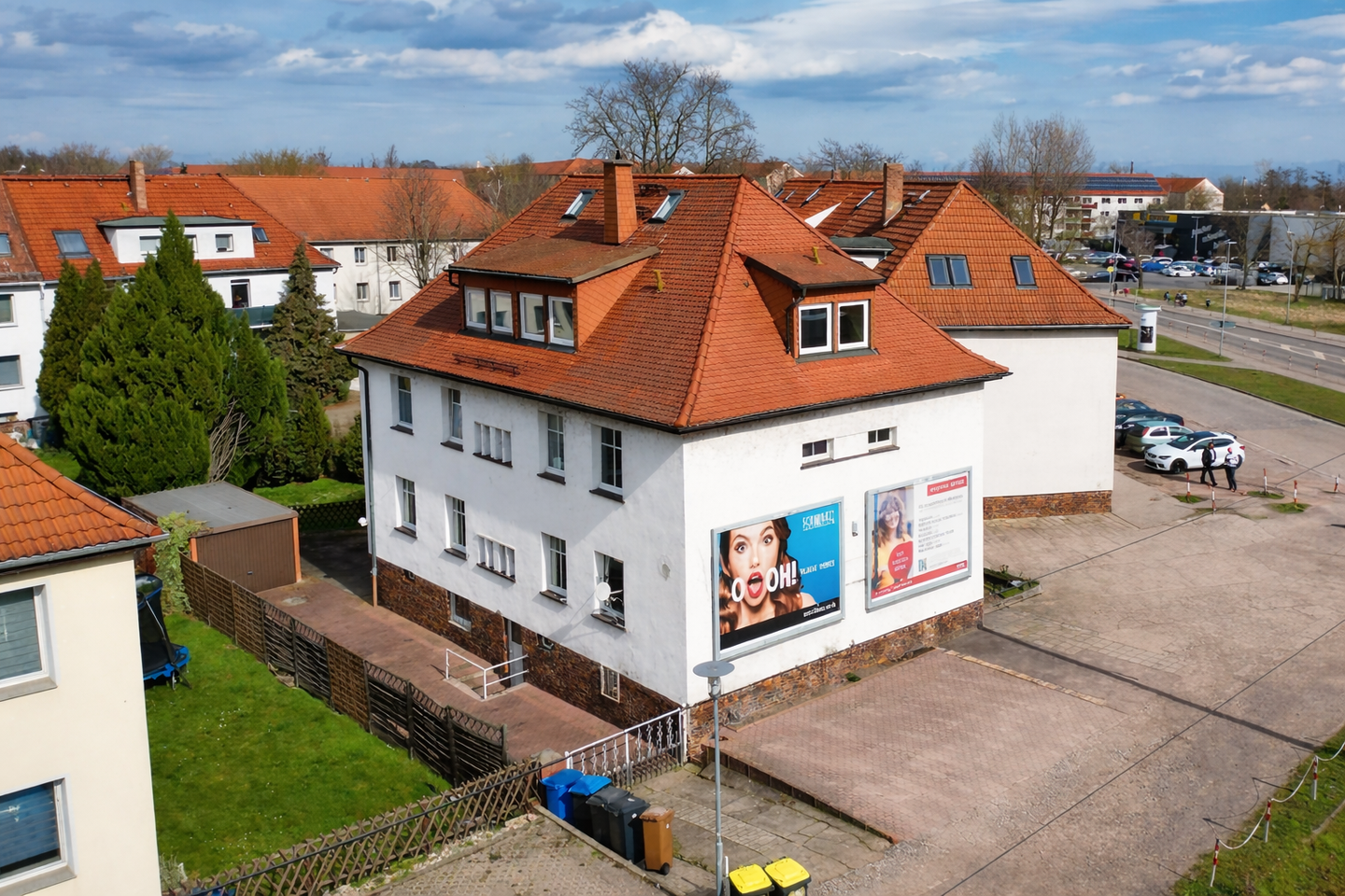 Mehrfamilienhaus mit Gewerbeeinheit und Entwicklungspotenzial – Merseburg – Merseburg – Bild 1 von 9