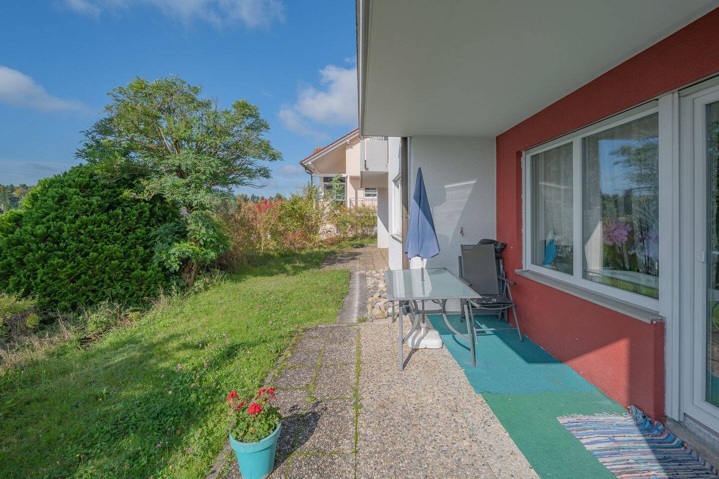 Wohnen mit Schwarzwaldblick - gepflegte 2,5-Zimmer-Wohnung mit Terrasse – Schramberg – Vorschaubild 3