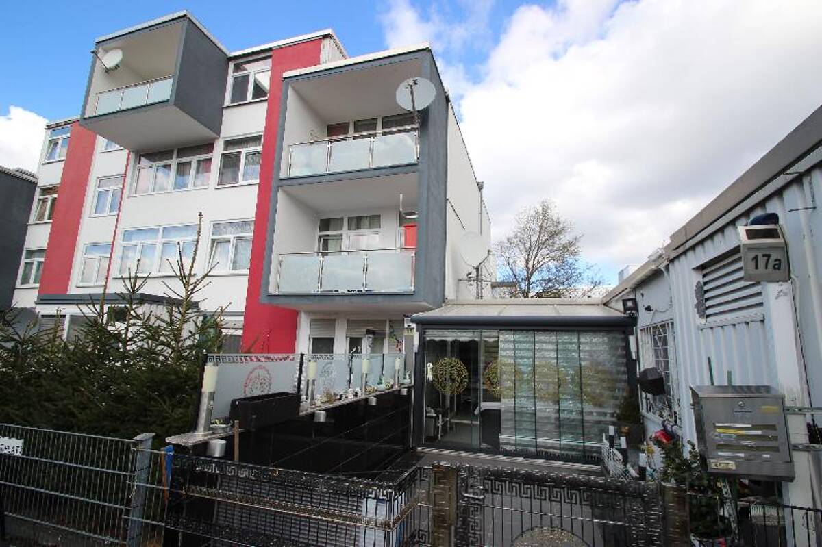 Seniorengerechte 4 Zimmer 100 m² Eigentumswohnung Erdgeschoss mit Wintergarten Terrasse – 53125 Bonn – Bild 1 von 9