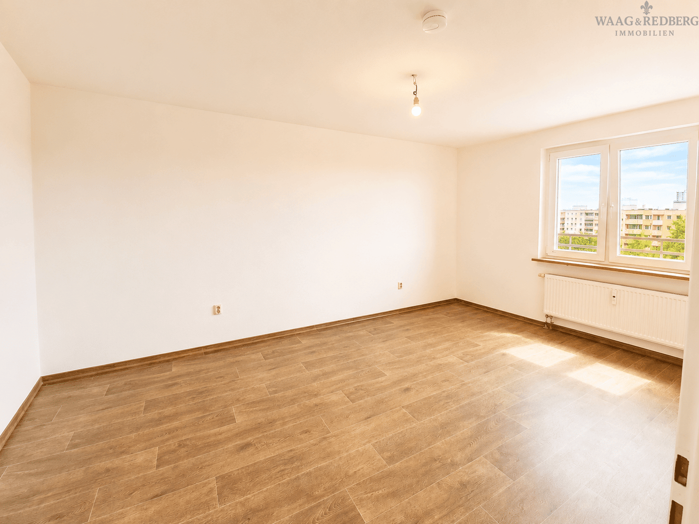 Bezugsfrei: Barrierefreier Wohntraum mit EBK und Balkon – Nürnberg – Vorschaubild 2