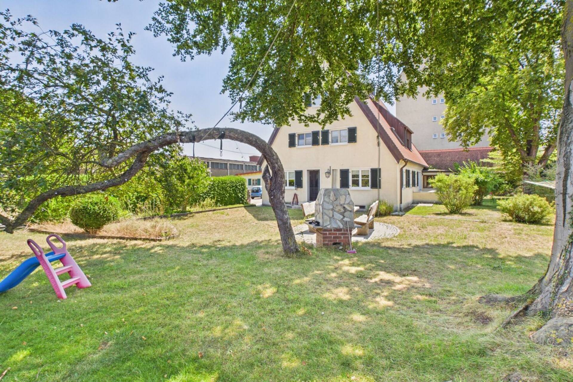 Einfamilienhaus in 86368 Gersthofen mit 260 m² kaufen