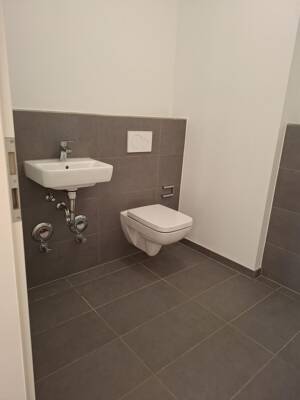 Moderne Etagenwohnung zur Miete mit Balkon in Bonn - Wentzel Dr. – 53121 Bonn – Vorschaubild 8