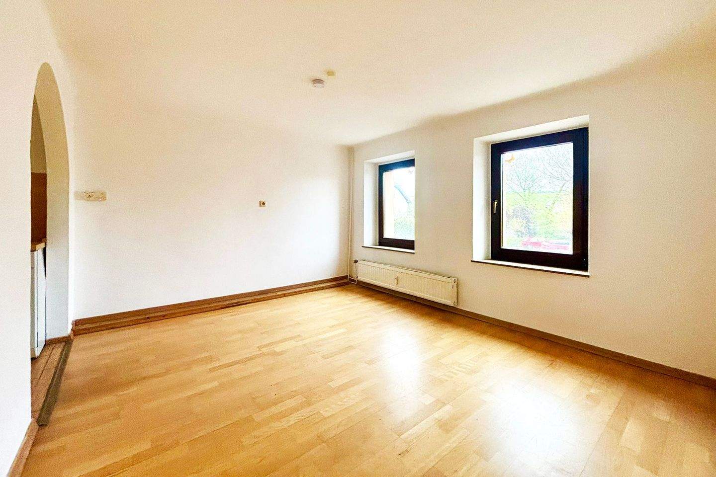 Einfamilienhaus + zwei ca. 50 m² große Wohnungen in attraktiver Lage + top Anbindung nach Luxemburg! – Trierweiler – Vorschaubild 4