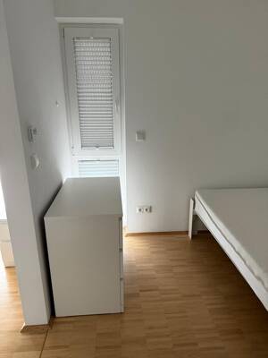 Top-Lage Innenstadt: Moderne, möblierte 1,5-Zimmer-Neubauwohung (Bj. 2020) - Perfekt für Studierende – 91054 Erlangen – Vorschaubild 3