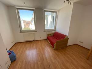 Möbliertes 1-Zimmer-Apartment – Nur 300m zur U-Bahn – 90763 Fürth – Vorschaubild 3