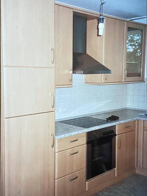 von privat - 12 qm Südbalkon, ruhige Innenhoflage, 50 m zur U-Bahn – 81739 München – Vorschaubild 7