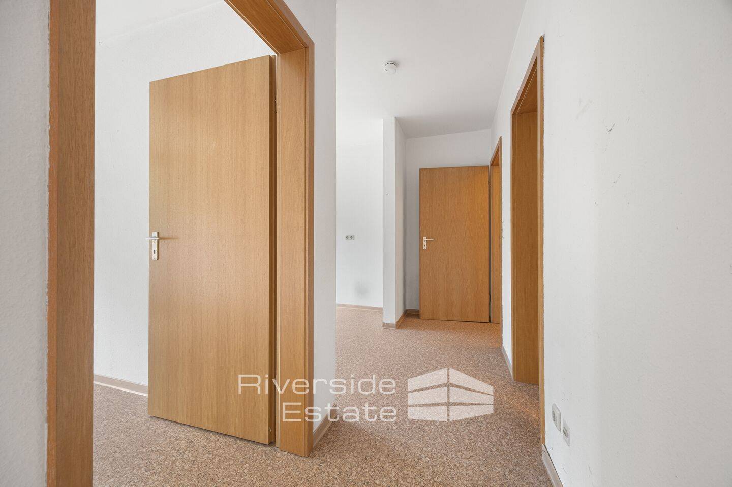 Hessisch Oldendorf I Kompakte 2-Zimmer-Wohnung mit Potenzial und Stellplatz – Hessisch Oldendorf – Vorschaubild 5