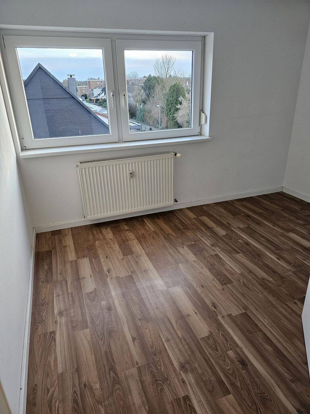 2,5 Zimmer Dachgeschosswohnung – Bad Oeynhausen – Vorschaubild 3