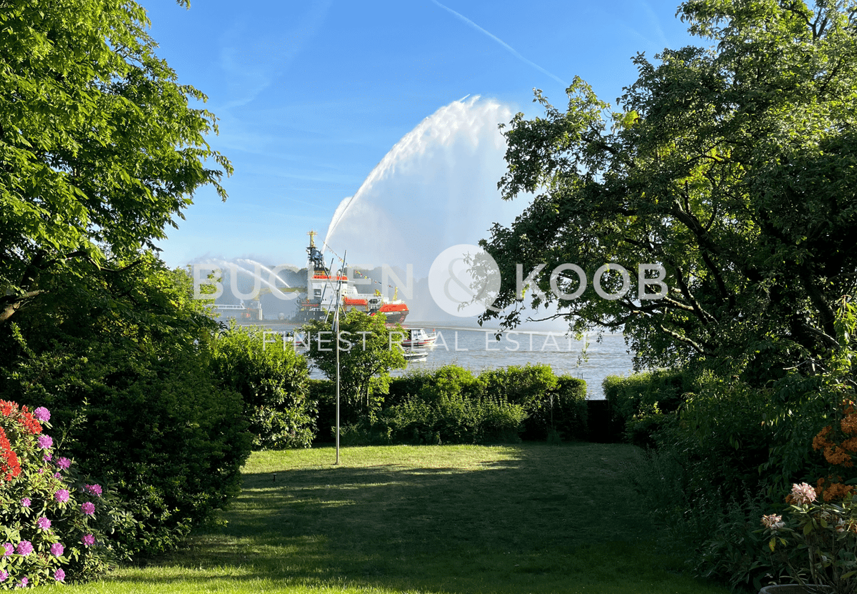 Villa mit atemberaubendem Elbblick in HH-Othmarschen – 22605 Hamburg – Bild 1 von 9
