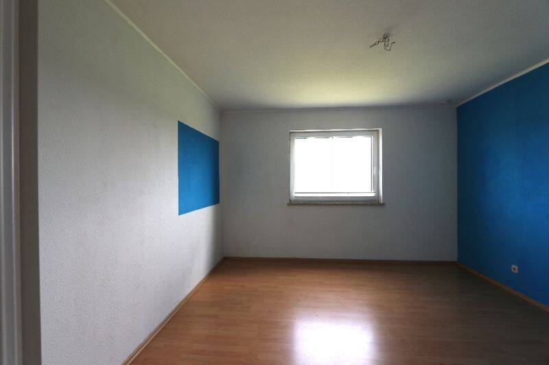 Helle Dachgeschosswohnung mit Gästetoilette und Balkon! – Großenhain – Vorschaubild 7