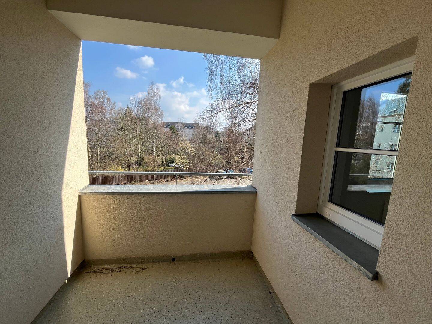 Charmante 2-Zimmer-Wohnung mit Balkon in Chemnitz, Bernsdorf – Chemnitz – Vorschaubild 6