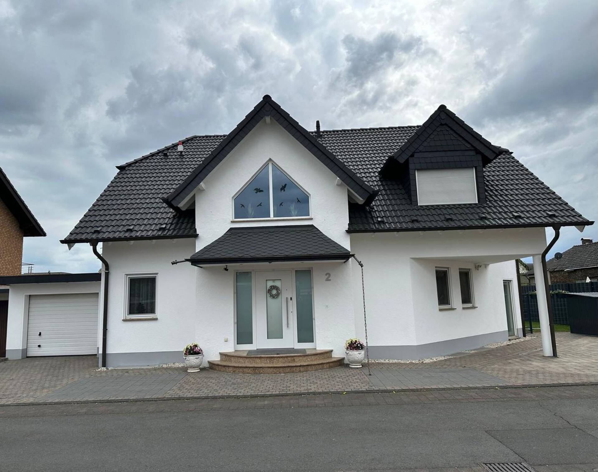 Haus in 53859 Niederkassel mit 230 m² kaufen