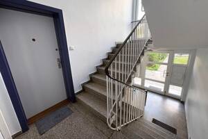 Renovierte 3-Zimmer-Wohnung mit Balkon in beliebter Lage von St. Jürgen – 23560 Lübeck – Vorschaubild 2