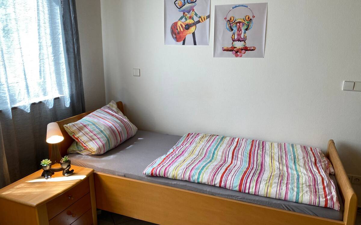 1-Zimwhg. in Stuttgart Vaihingen auf Zeit ab 1 Monat – 70565 Stuttgart – Bild 1 von 9