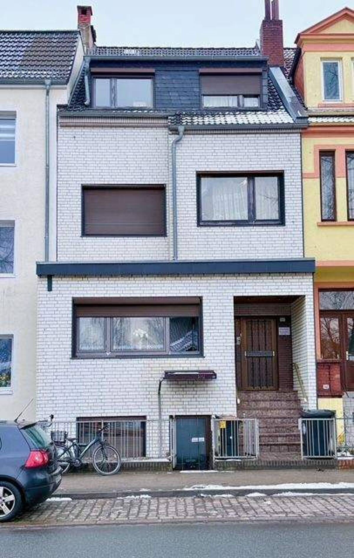 Mehrparteienhaus in zentraler Lage in Bremen Gröpelingen – 28237 Bremen – Bild 1 von 9