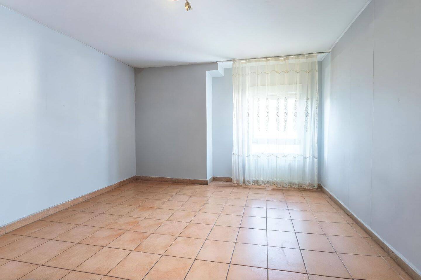 Vermietete 3-Zimmer-Wohnung im 2. Obergeschoss