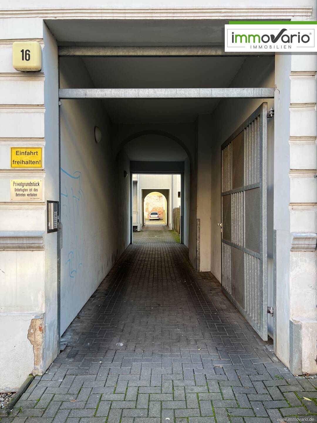 Einfache 3-Raum-Wohnung mit Balkon, Tageslichtbad, Wanne & Dusche, Abstellraum. Stellplatz möglich – Magdeburg – Vorschaubild 3