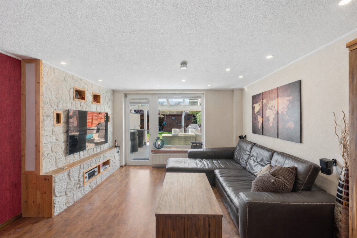 Hochwertig modernisiertes Reihenhaus in ruhiger Lage mit Traumterrasse in Hamburg-Jenfeld – Hamburg – Vorschaubild 3