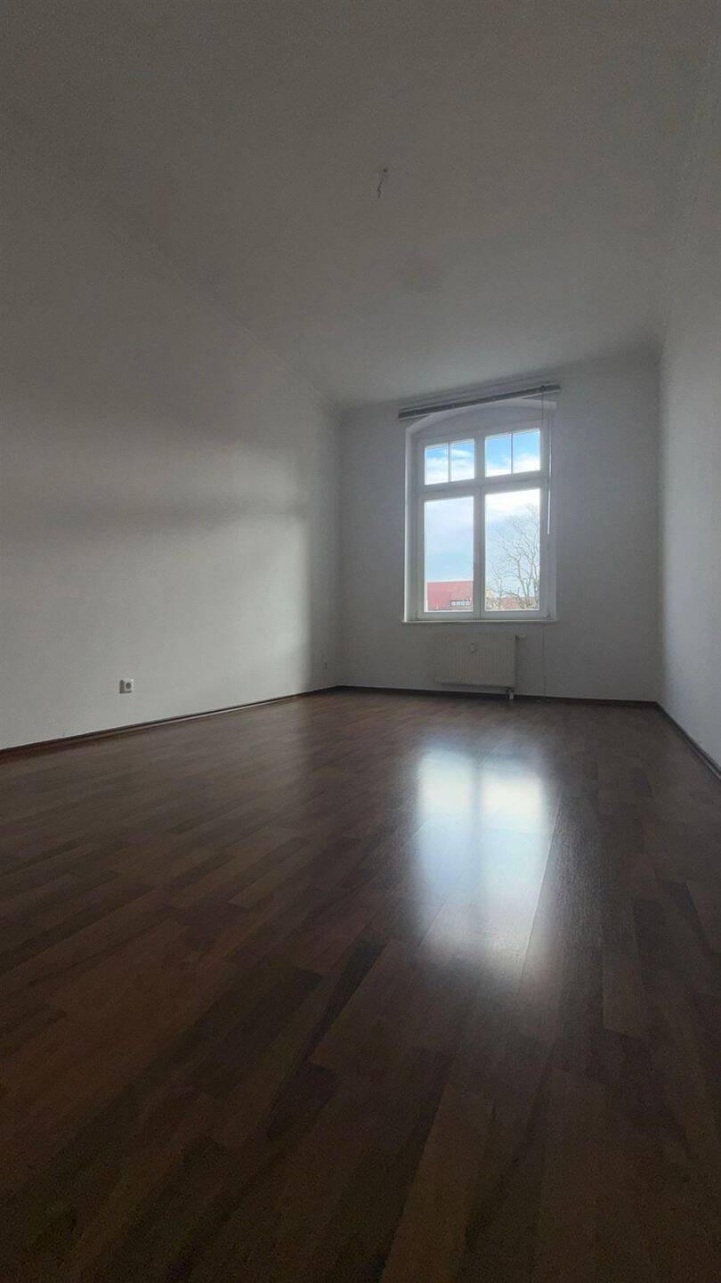 Wunderschöne Kaßbergwohnung mit Balkon und Einbauküche – Chemnitz – Vorschaubild 8