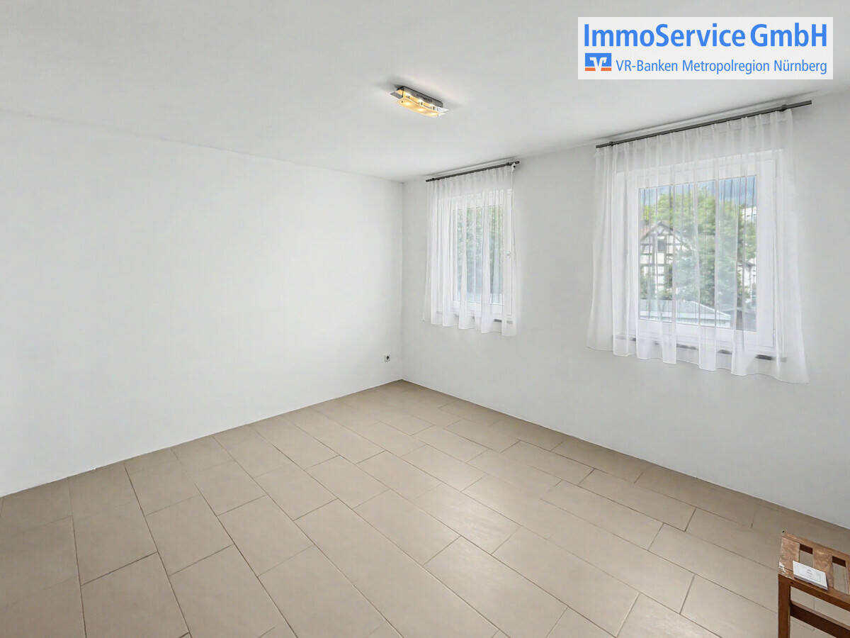 Sonniges Reiheneckhaus mit Carport in Nürnberg-Maiach – Nürnberg – Vorschaubild 7