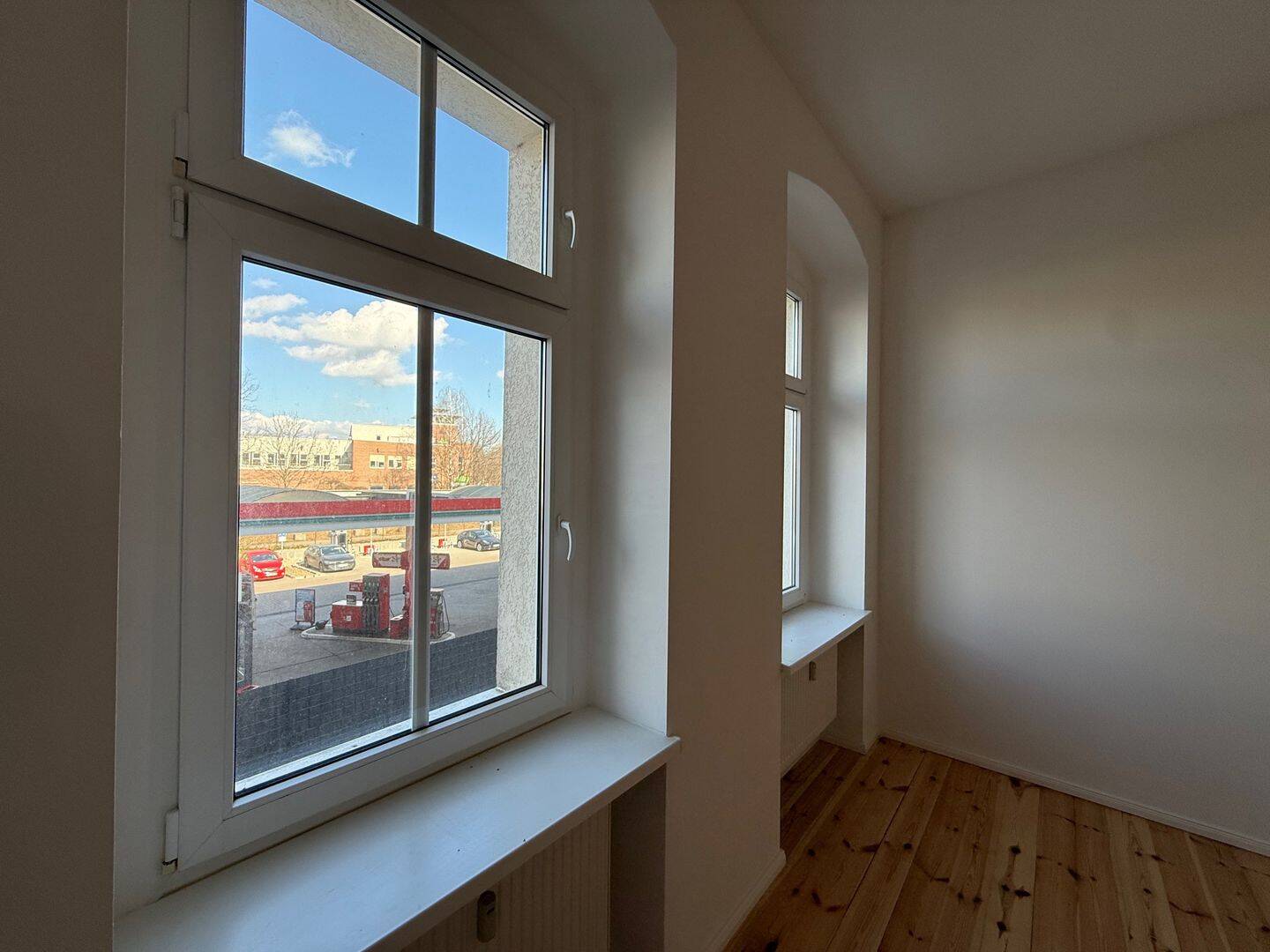 Bezugsfreie, charmante 2-Zimmer-Altbauwohnung mit Balkon, fußläufig vom Weißensee entfernt! – Berlin – Vorschaubild 4