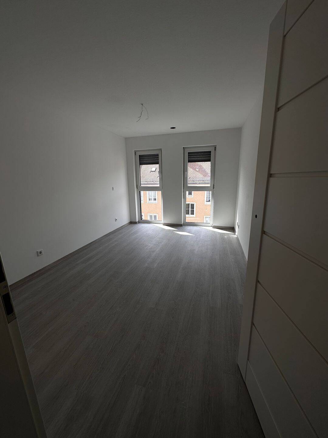 Zentrale 2 Zimmer Wohnung mit Balkon – Nürnberg – Bild 1 von 9