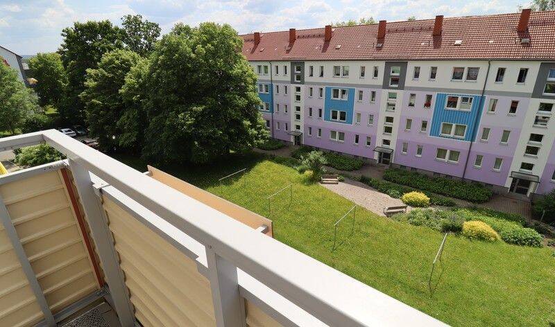 Ruhige 3-Zimmer-Wohnung mit BALKON im Grünen – Chemnitz – Bild 1 von 9