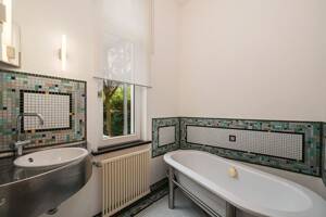 Bremen - Lehe | Stilvoll und hochwertig saniertes und modernisiertes Einfamilienhaus mit Top-Ausstattung inkl. Bulthaup Küche – 28359 Bremen – Vorschaubild 9