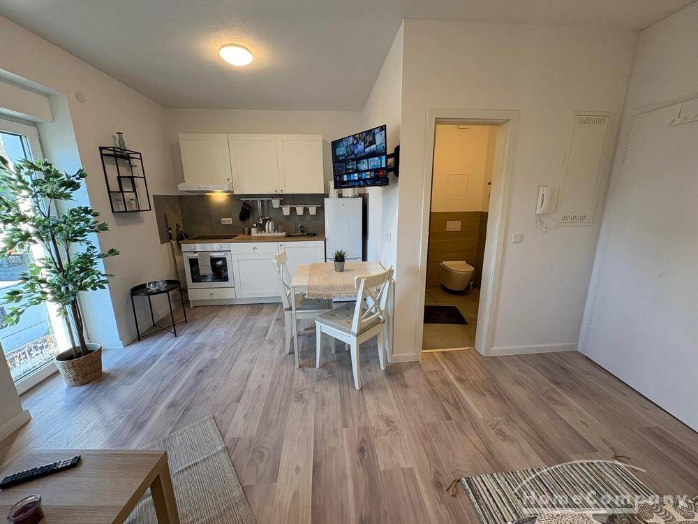 27309 HomeCompany Dresden Möbliert/Furnished Studio Apartment in Dresden-Weixdorf max. 2 Personen