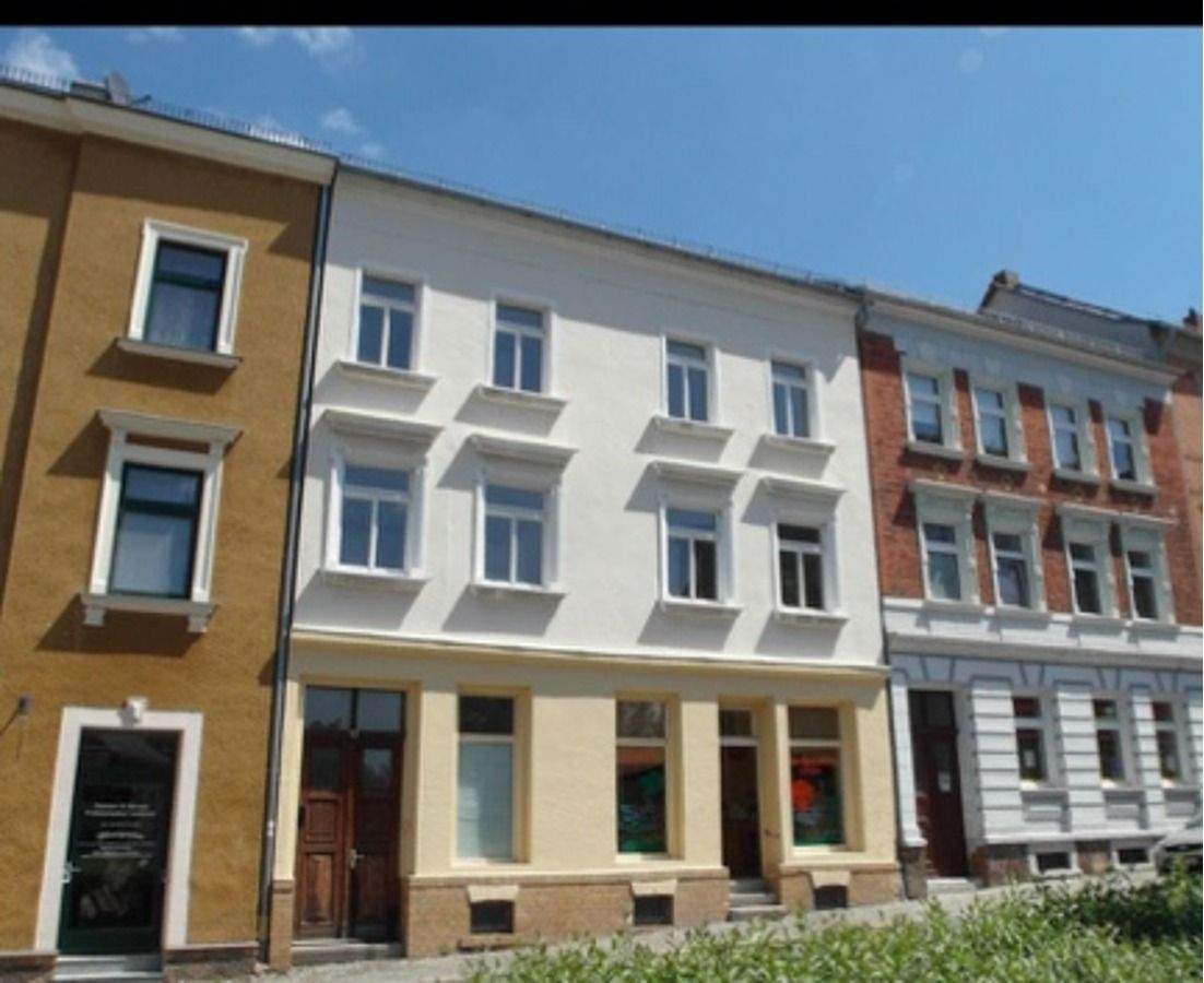 Exposé - Wohn- und Geschäftshaus in zentraler Altstadtlage von Colditz – Colditz – Bild 1 von 7
