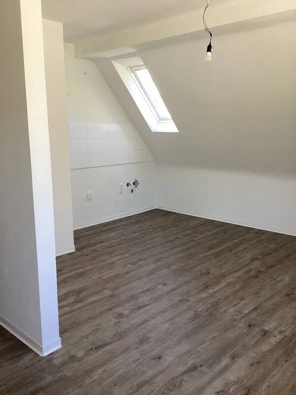 Bezahlbares Single Apartement in verkehrsarmer Lage – Oberhausen – Vorschaubild 2