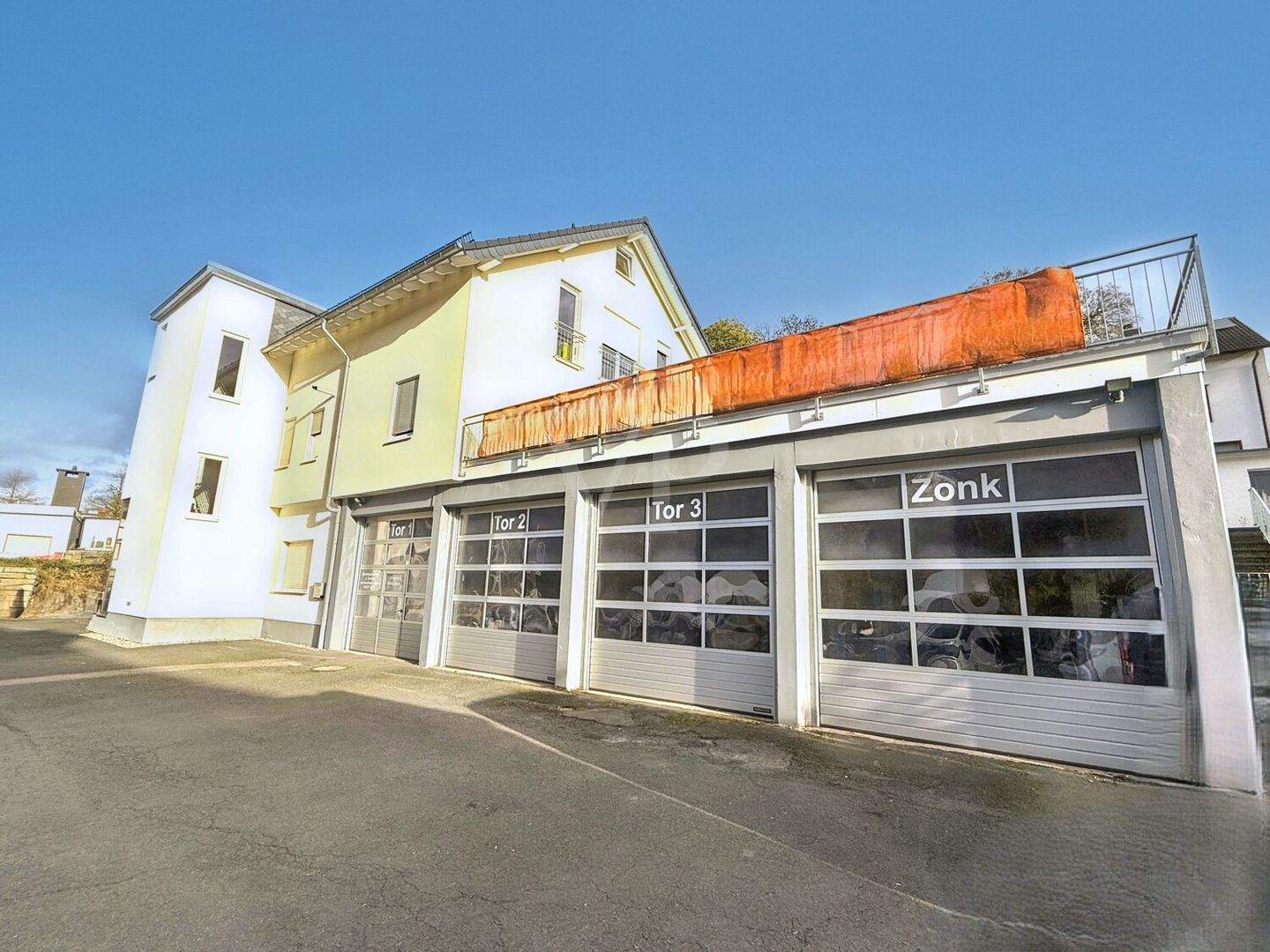 Kapitalanlage! Wohn- und Gewerbeimmobilie auf großem Grundstück in Iserlohn – Iserlohn – Vorschaubild 3