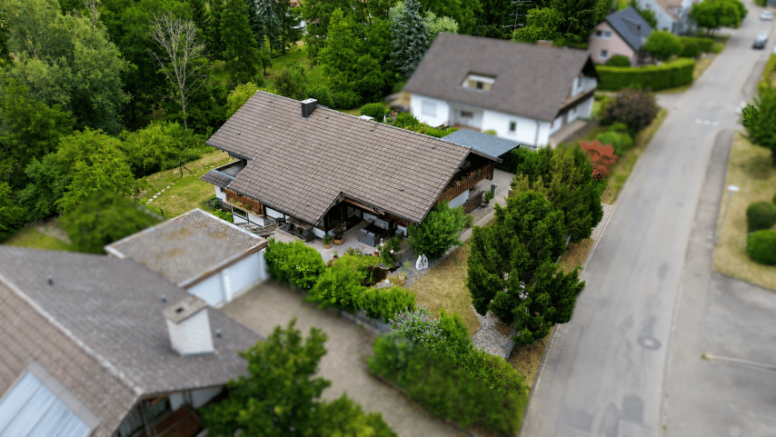 Chalet-Charme trifft Wohnqualität. – Hilzingen – Vorschaubild 2